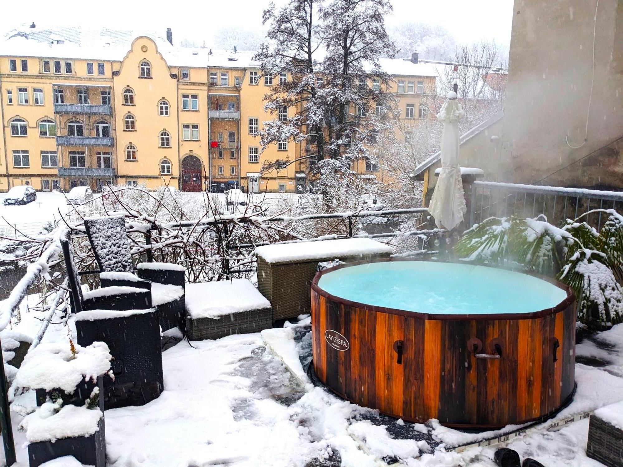 F2 - Urlaubsmagie Sauna, Whirlpool, Pool & Garten Sebnitz Dış mekan fotoğraf